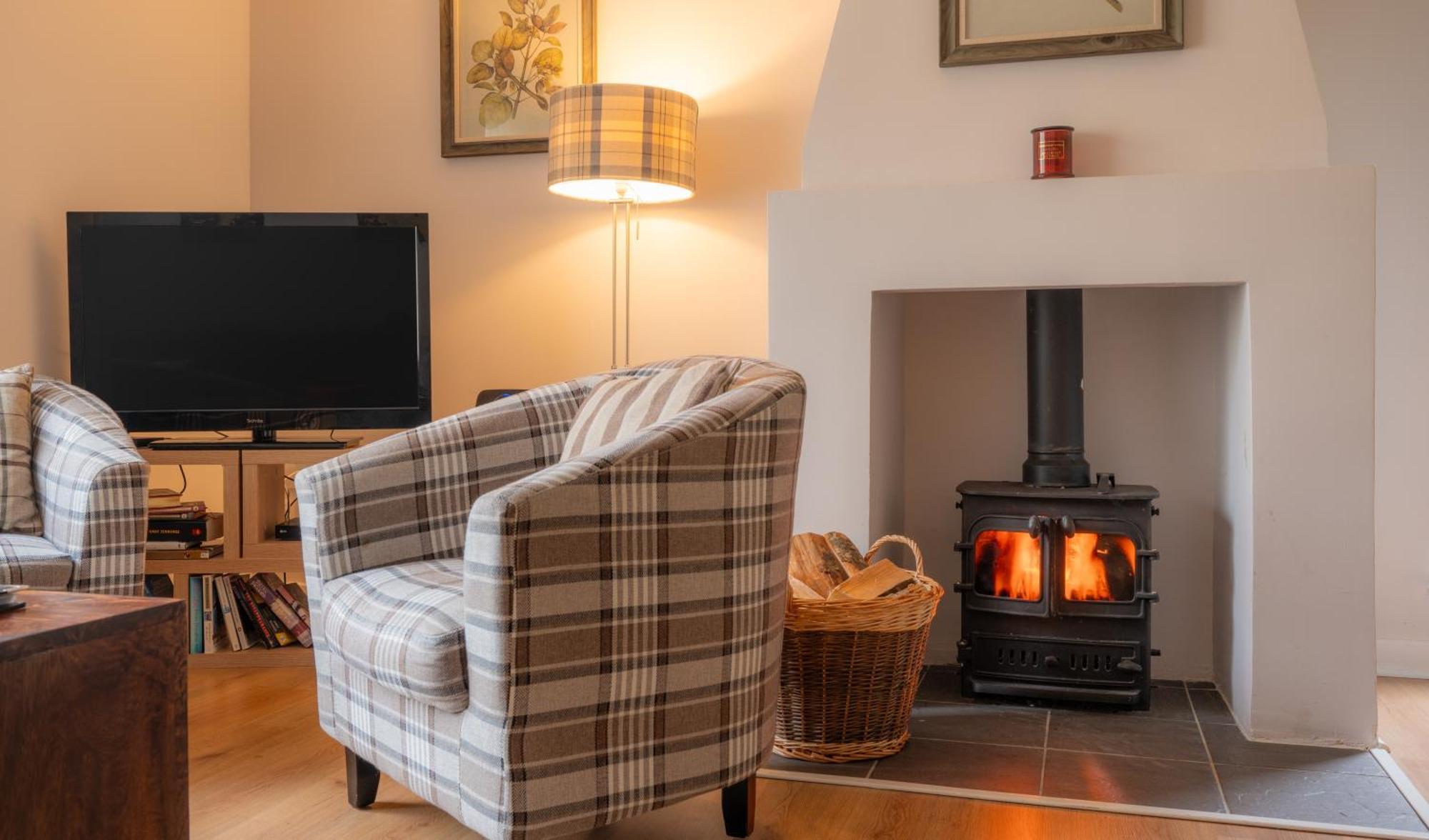 פורט אוגוסטוס Abbey Holidays Loch Ness Luxury Self Catering 2 Bedroom Cottages חדר תמונה