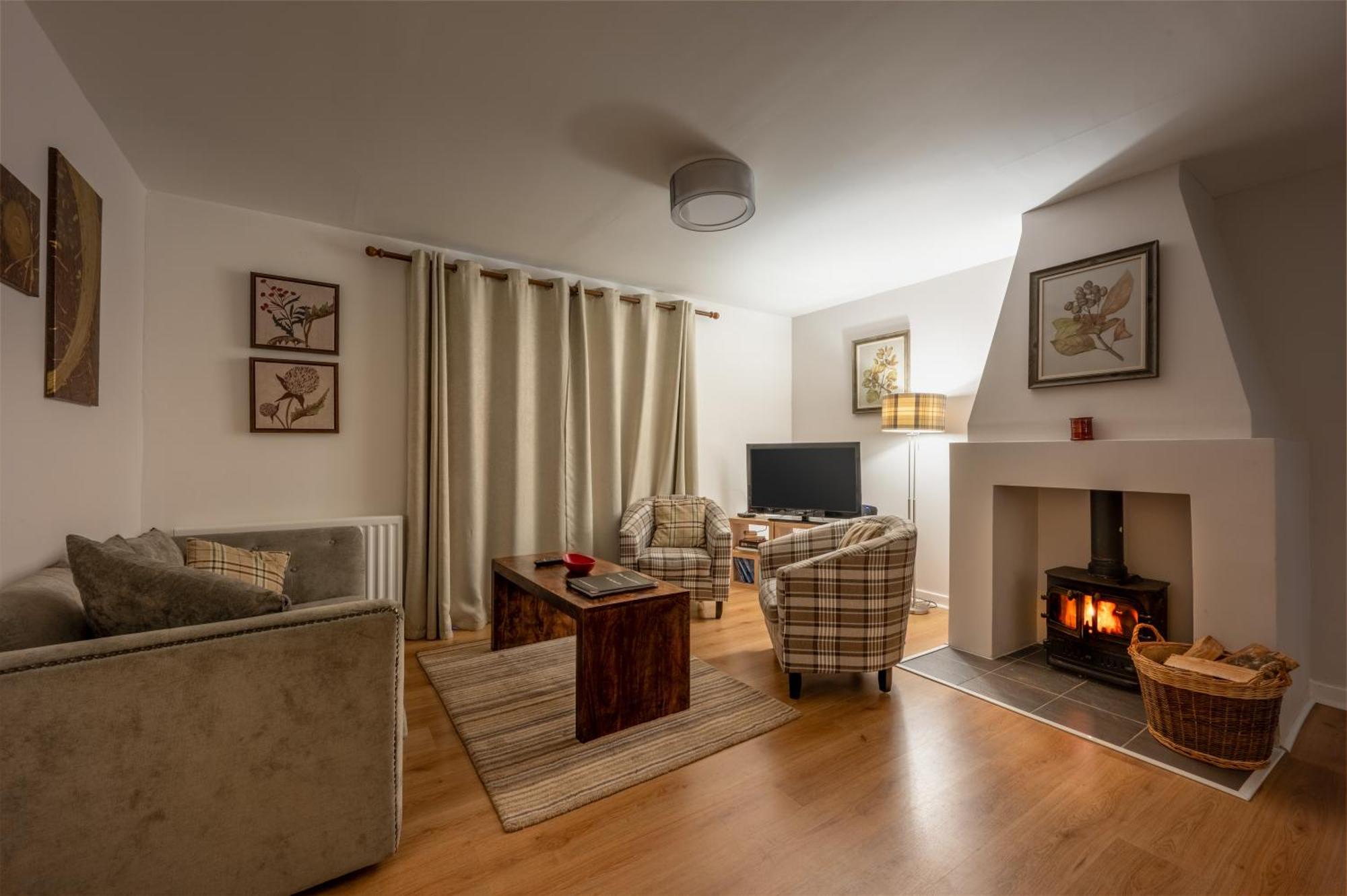 פורט אוגוסטוס Abbey Holidays Loch Ness Luxury Self Catering 2 Bedroom Cottages מראה חיצוני תמונה