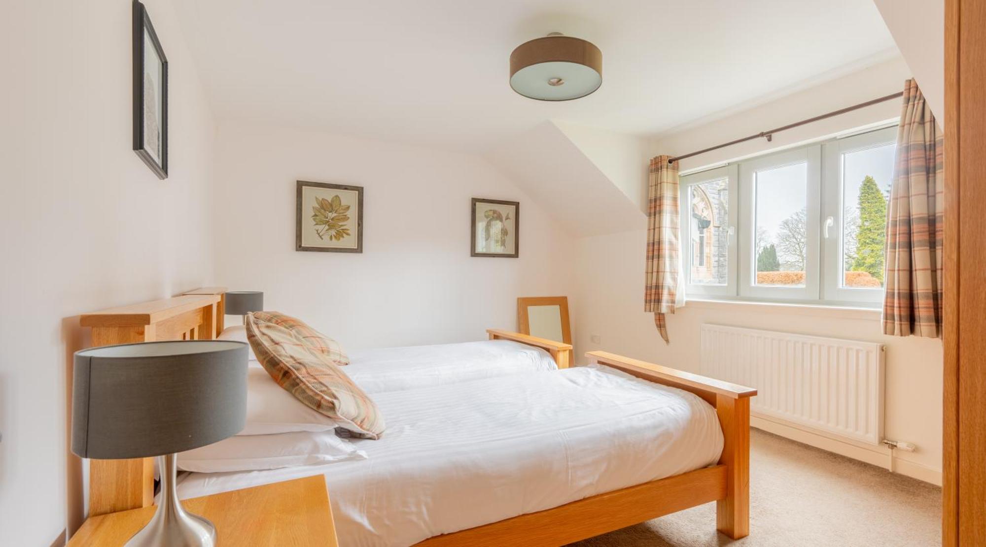 פורט אוגוסטוס Abbey Holidays Loch Ness Luxury Self Catering 2 Bedroom Cottages חדר תמונה