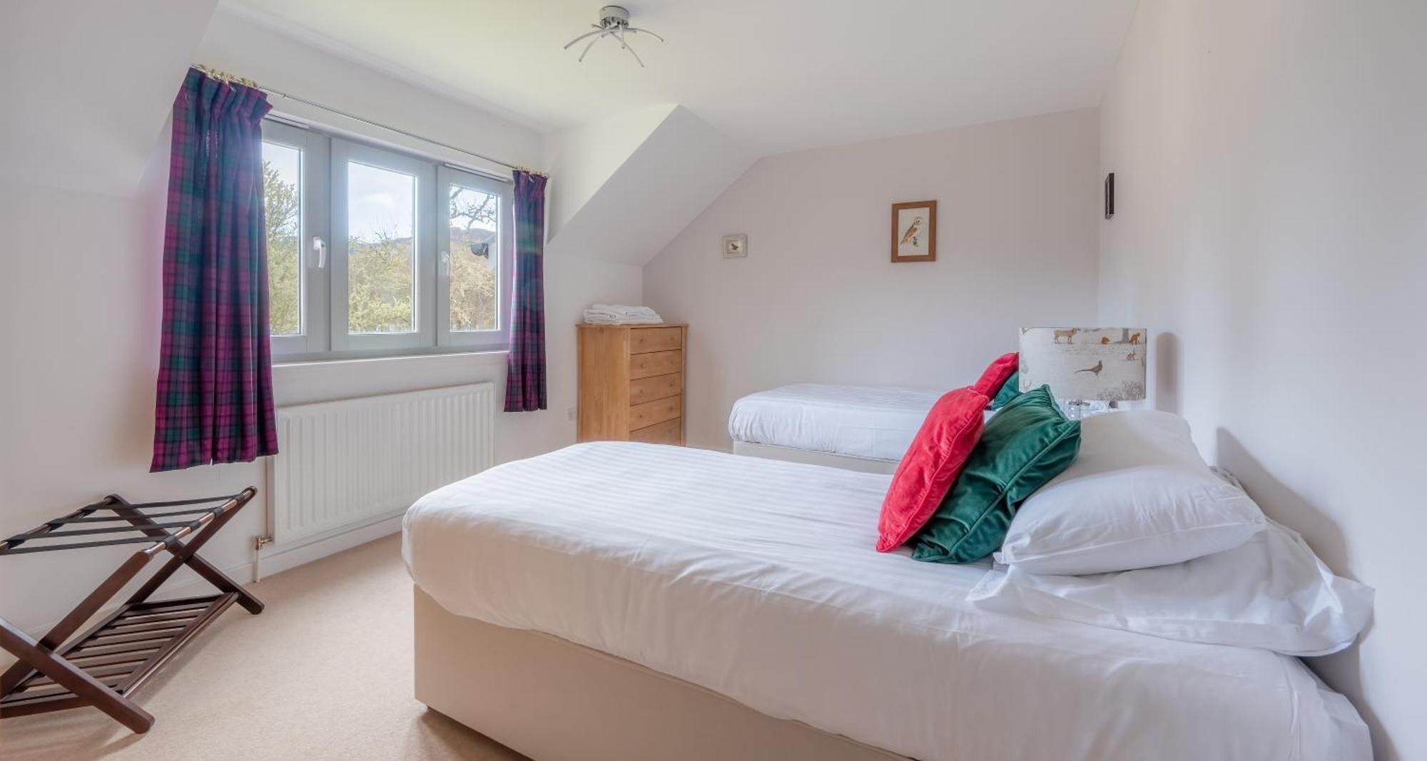 פורט אוגוסטוס Abbey Holidays Loch Ness Luxury Self Catering 2 Bedroom Cottages חדר תמונה