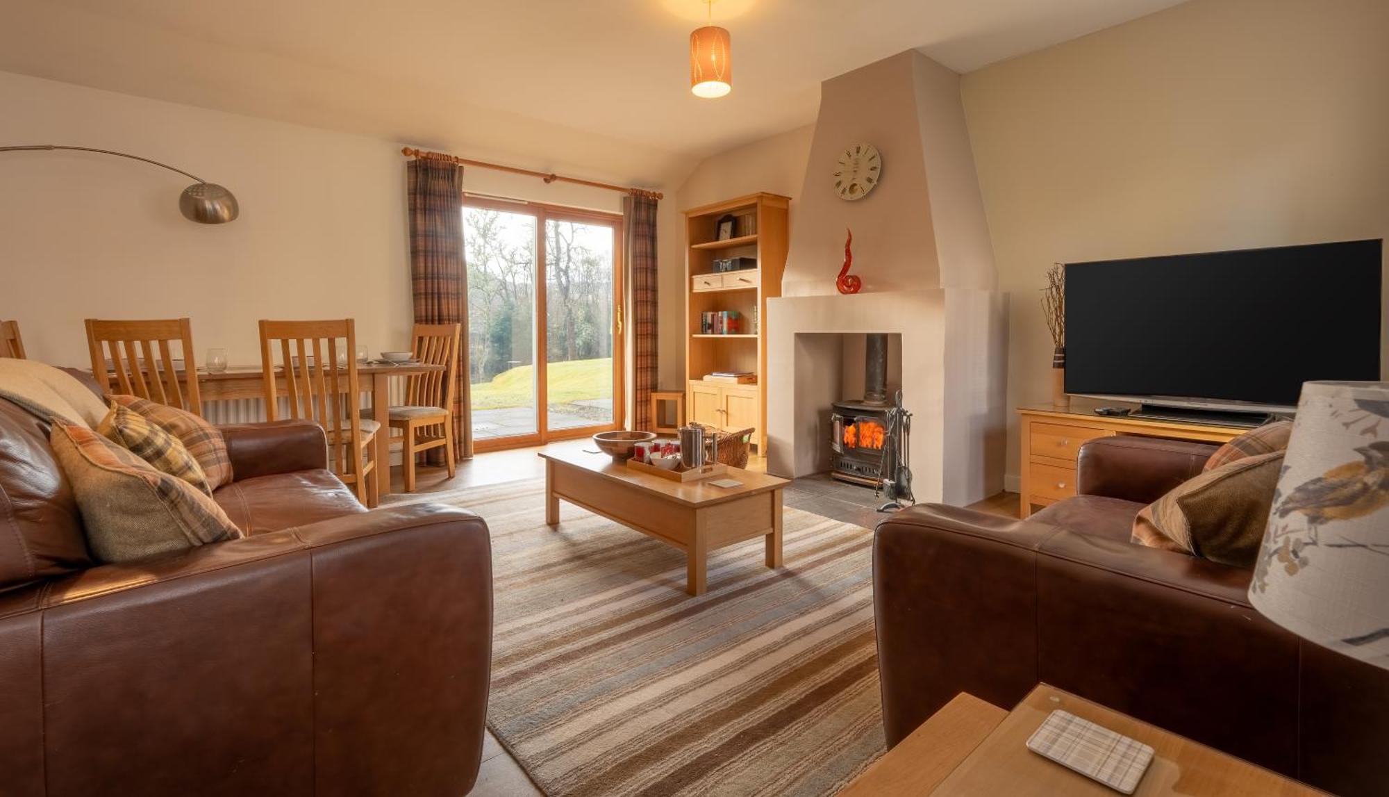 פורט אוגוסטוס Abbey Holidays Loch Ness Luxury Self Catering 2 Bedroom Cottages חדר תמונה
