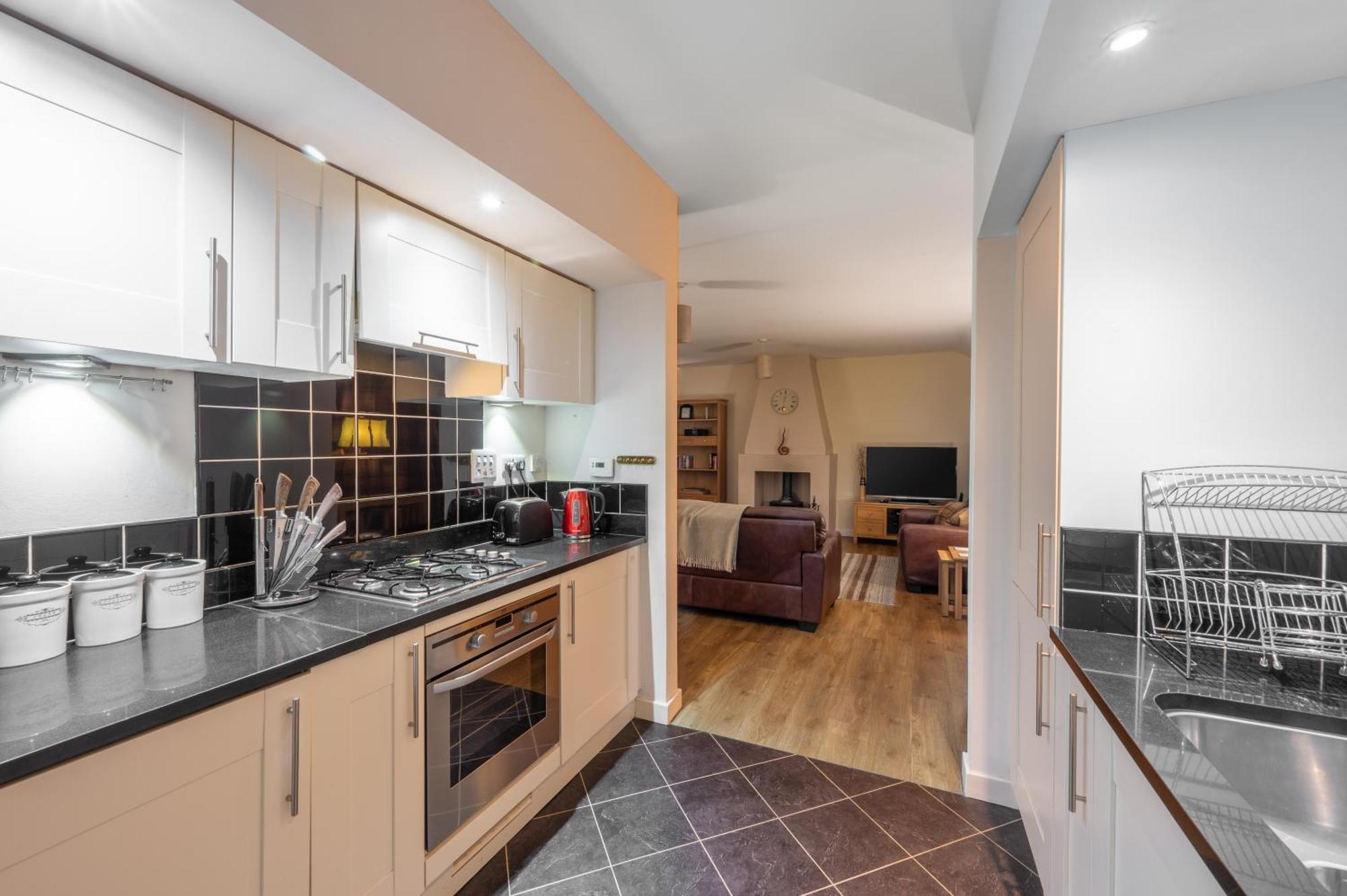 פורט אוגוסטוס Abbey Holidays Loch Ness Luxury Self Catering 2 Bedroom Cottages חדר תמונה