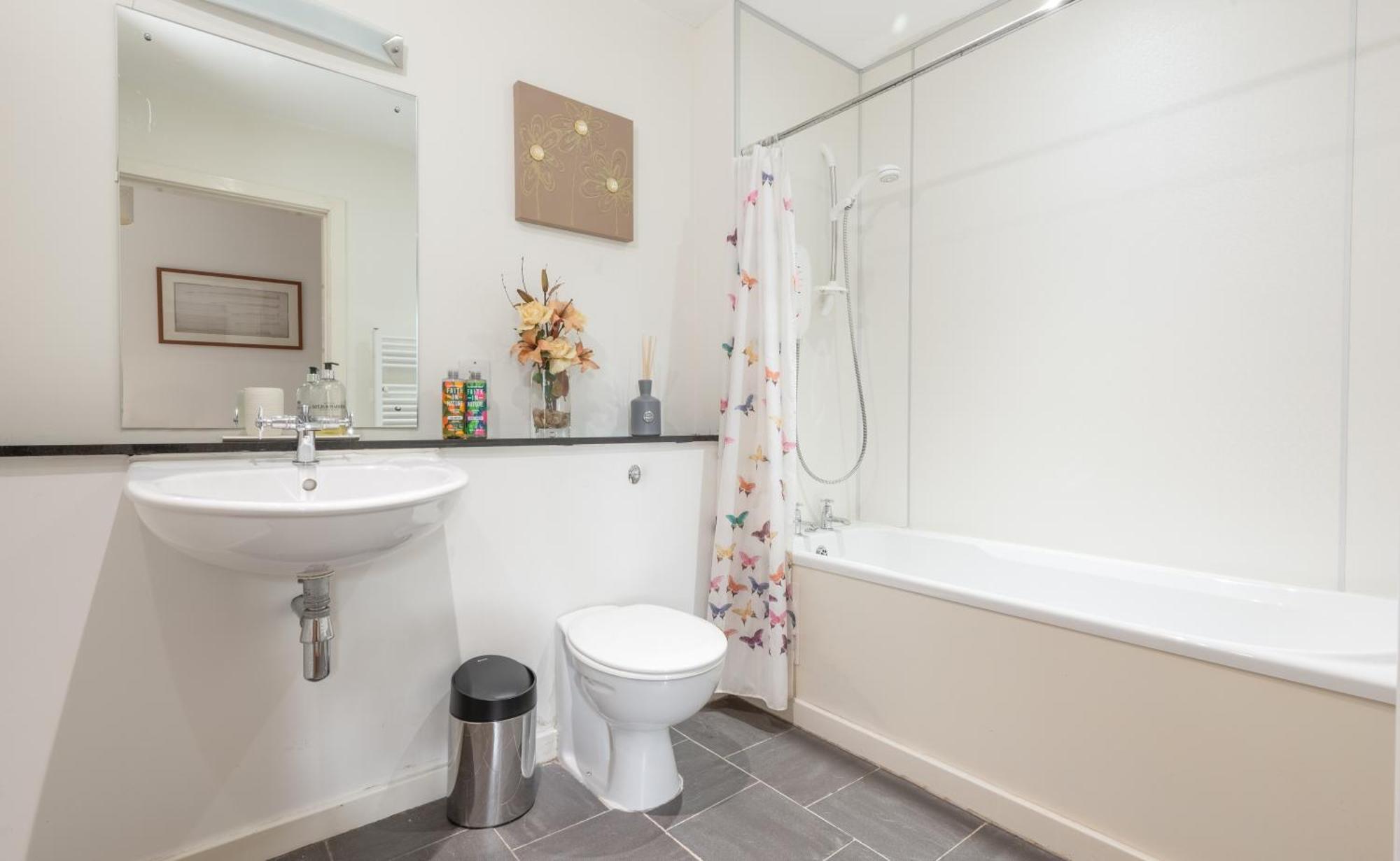 פורט אוגוסטוס Abbey Holidays Loch Ness Luxury Self Catering 2 Bedroom Cottages חדר תמונה